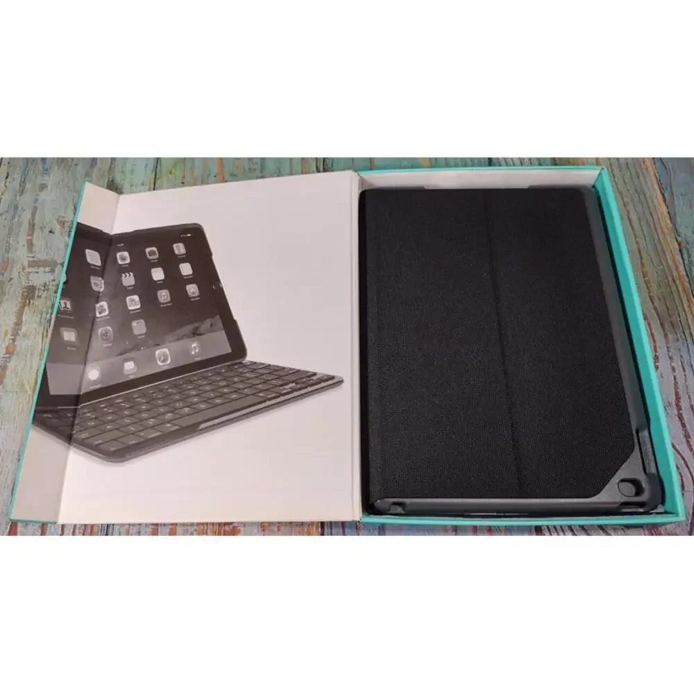 Logitech‎ CANVAS Keyboard Case for iPad Air 2 - OPEN BOX